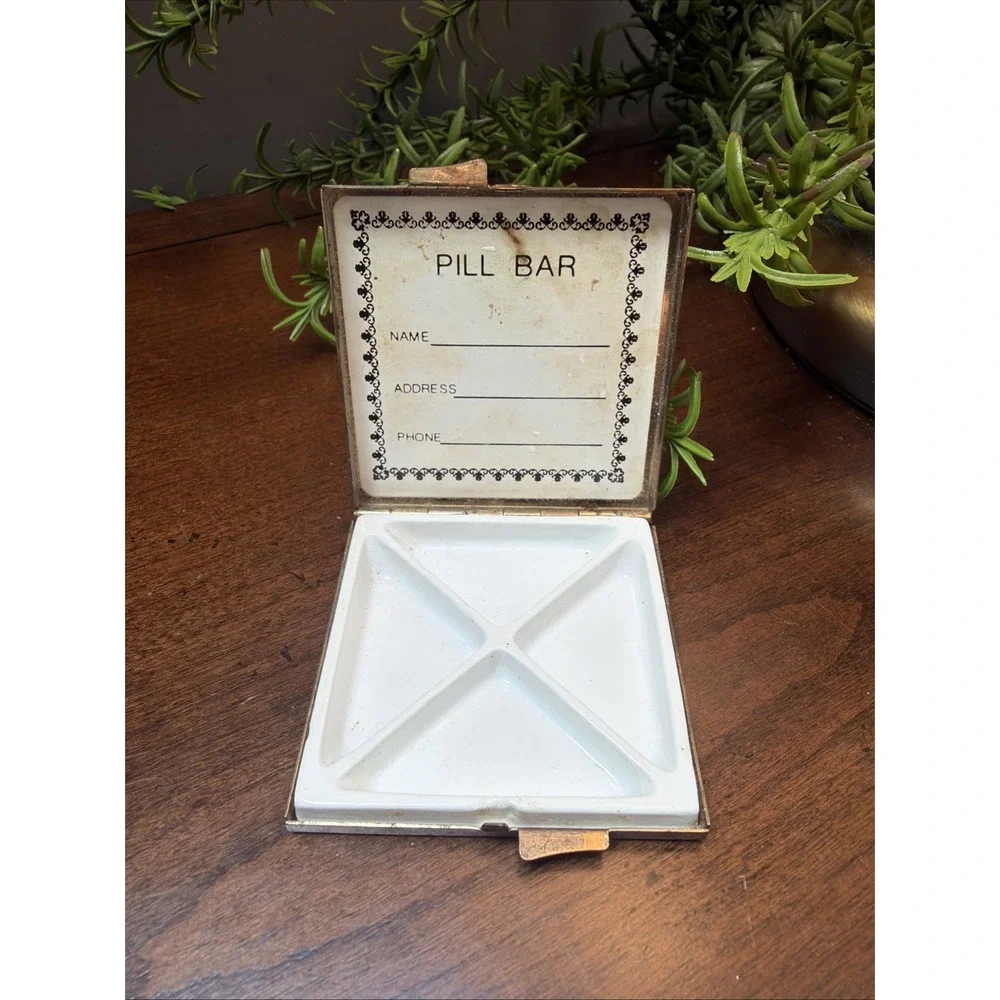 Square Pill Box Compact - Vintage MCM Mid Century Modern - Pill Holder